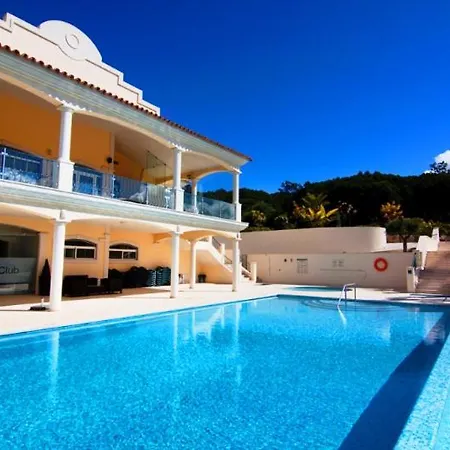 ヴィラ Vale Do Garrao Sleeps 4 Air Con Wifi
