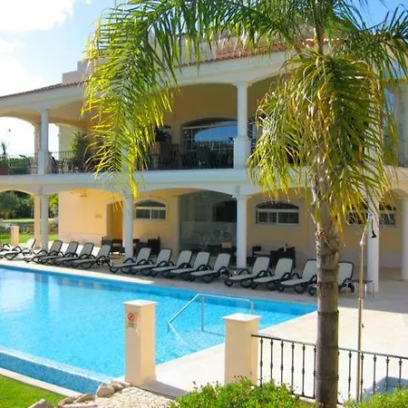 Vale Do Garrao Sleeps 4 Air Con Wifi