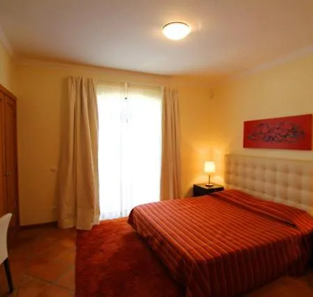 Vale Do Garrao Sleeps 4 Air Con Wifi ヴィラ キンタ・ド・ラーゴ